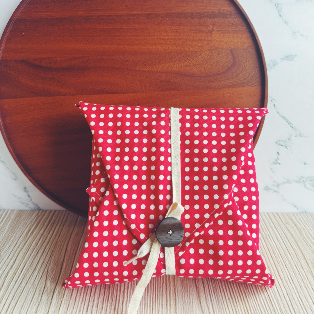 Tsutsumi Kite Wrap - Polka Dots