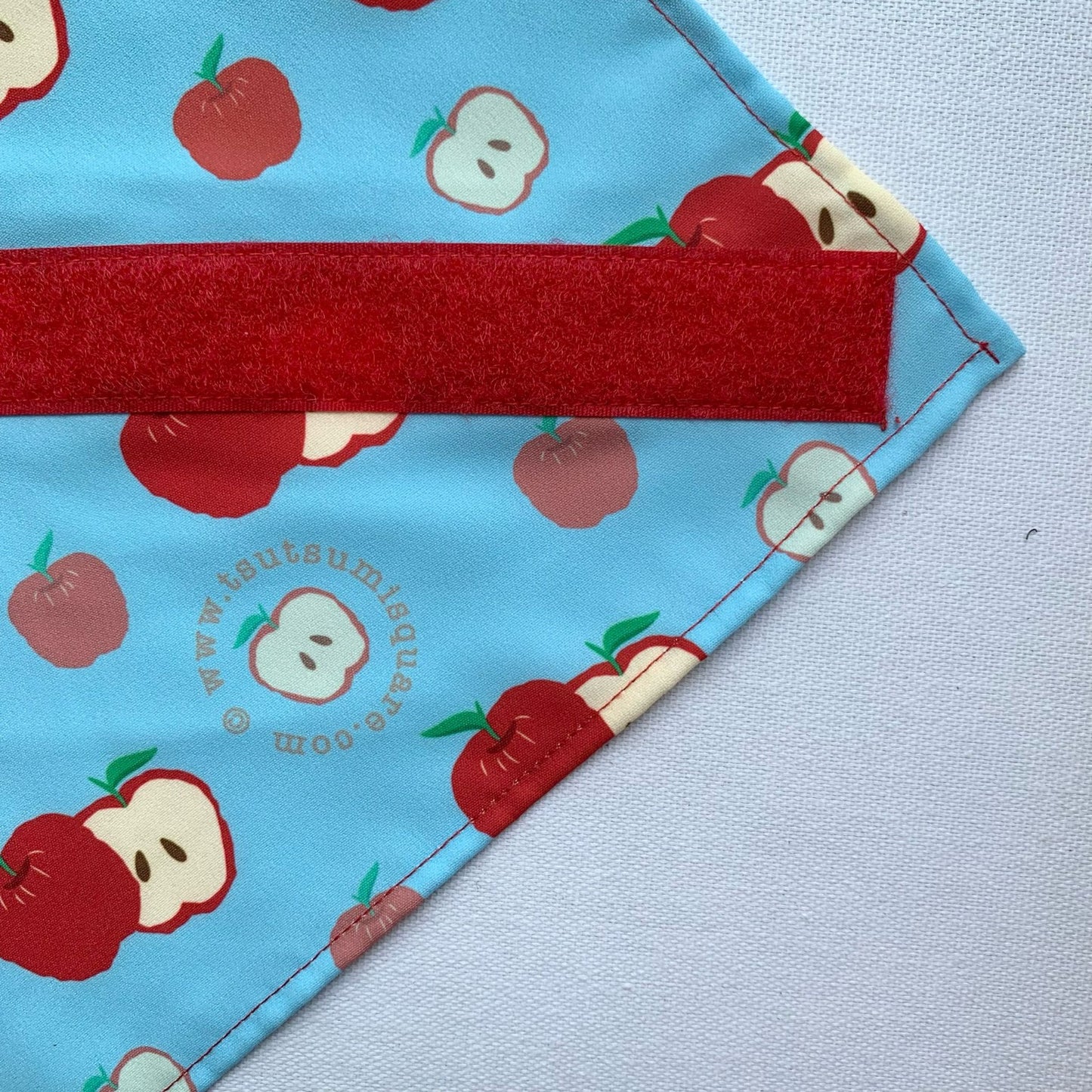 Tsutsumi Square Wrap x CNY Apples (Light Blue)