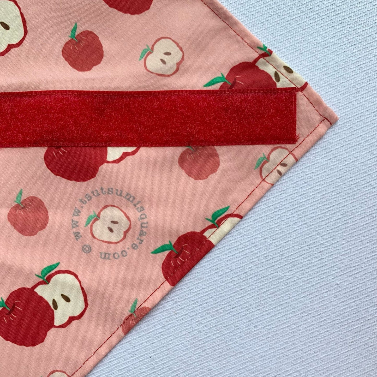 Tsutsumi Square Wrap x CNY Apples (Light Pink)